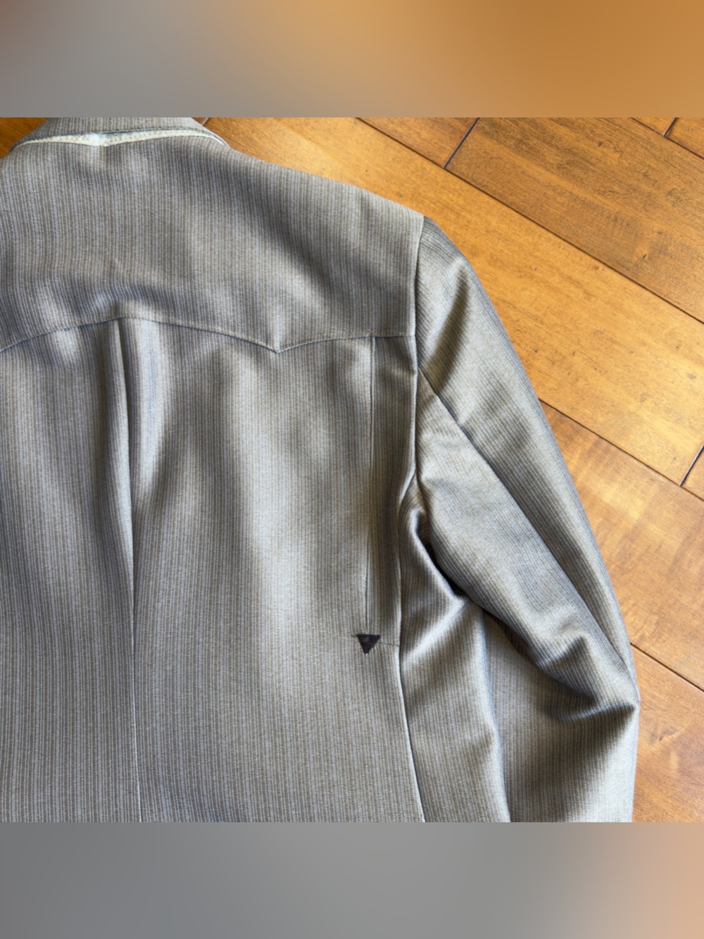 Silverado USA Light Gray Men’s Blazer Jacket - Two-Button Sport Coat - Picture 8 of 14